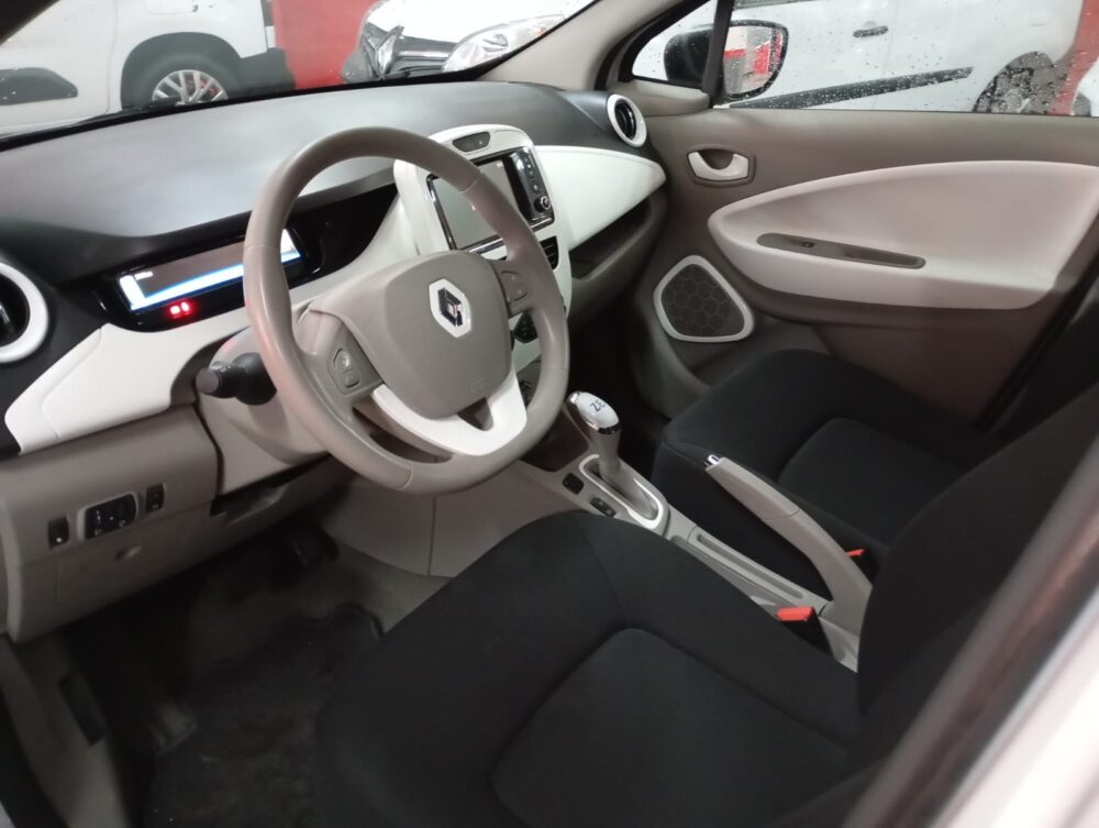 RENAULT ZOE R90 92CV