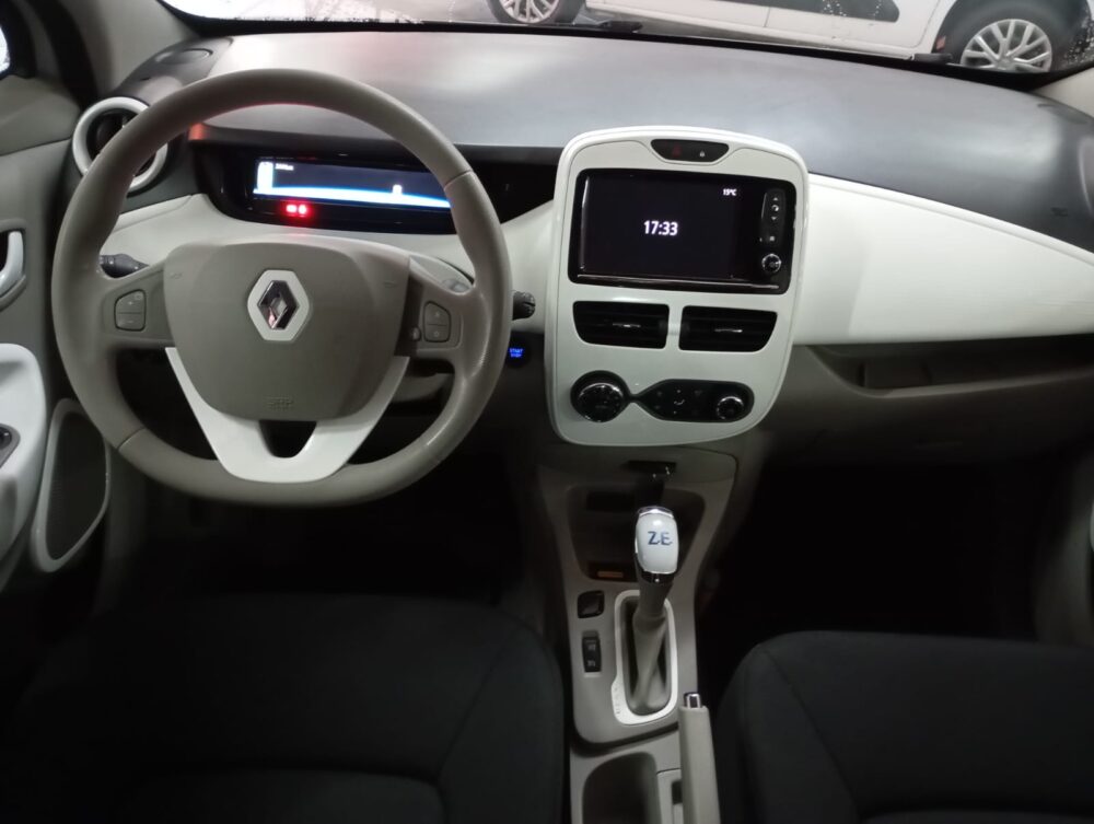 RENAULT ZOE R90 92CV