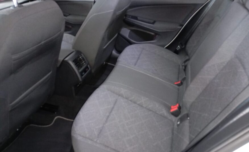 VOLKSWAGEN GOLF 8 2.0TDI 120CV
