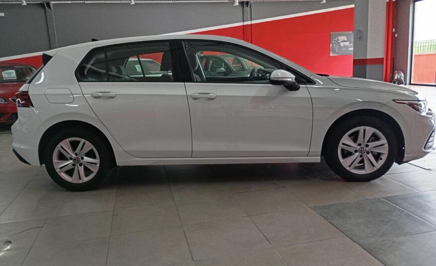 VOLKSWAGEN GOLF 8 2.0TDI 120CV
