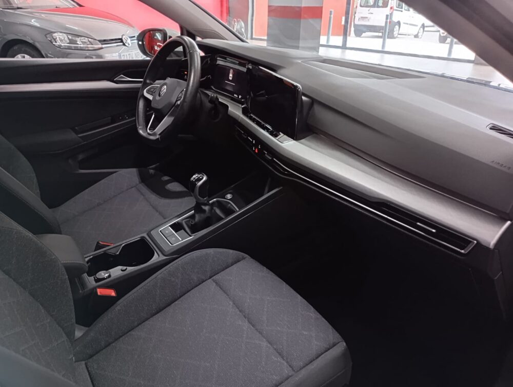 VOLKSWAGEN GOLF 8 2.0TDI 120CV