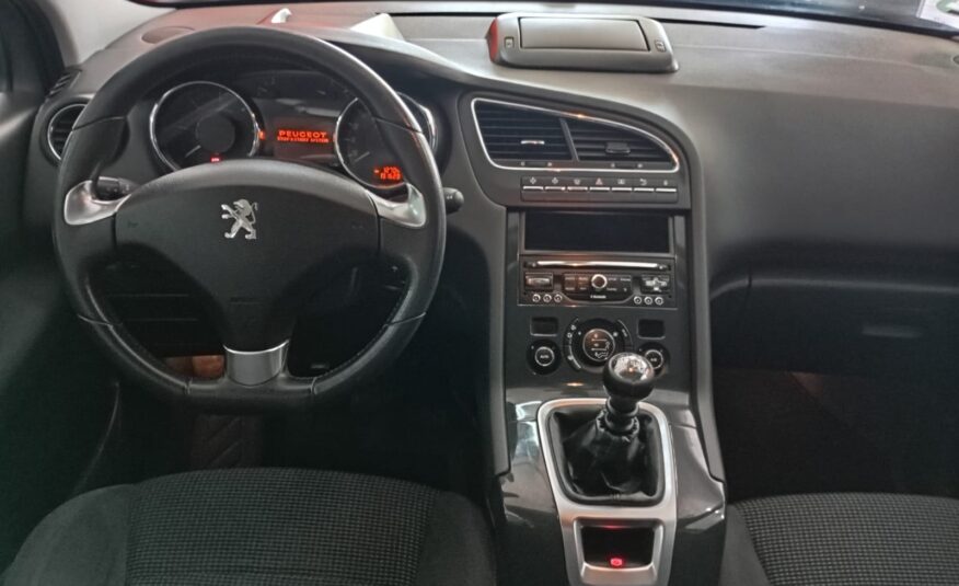 PEUGEOT 5008 1.6HDI 120CV