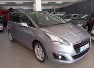 PEUGEOT 5008 1.6HDI 120CV