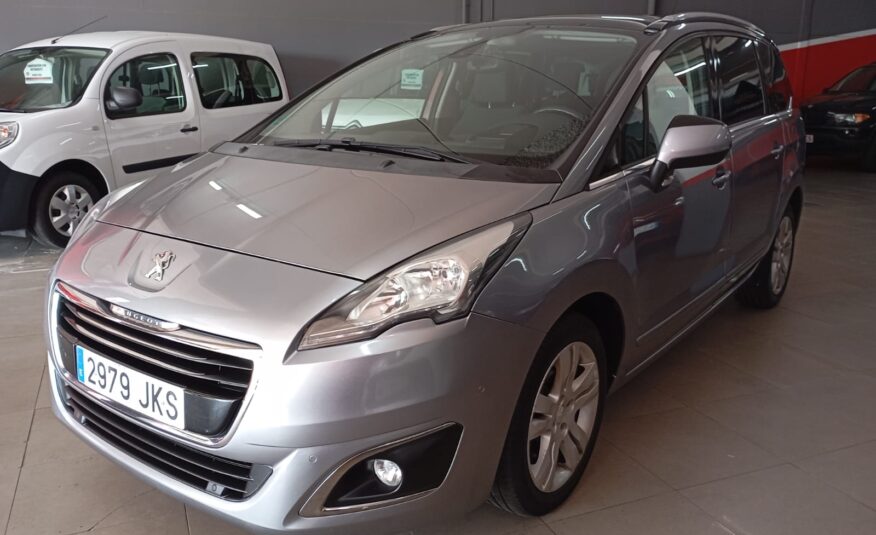 PEUGEOT 5008 1.6HDI 120CV