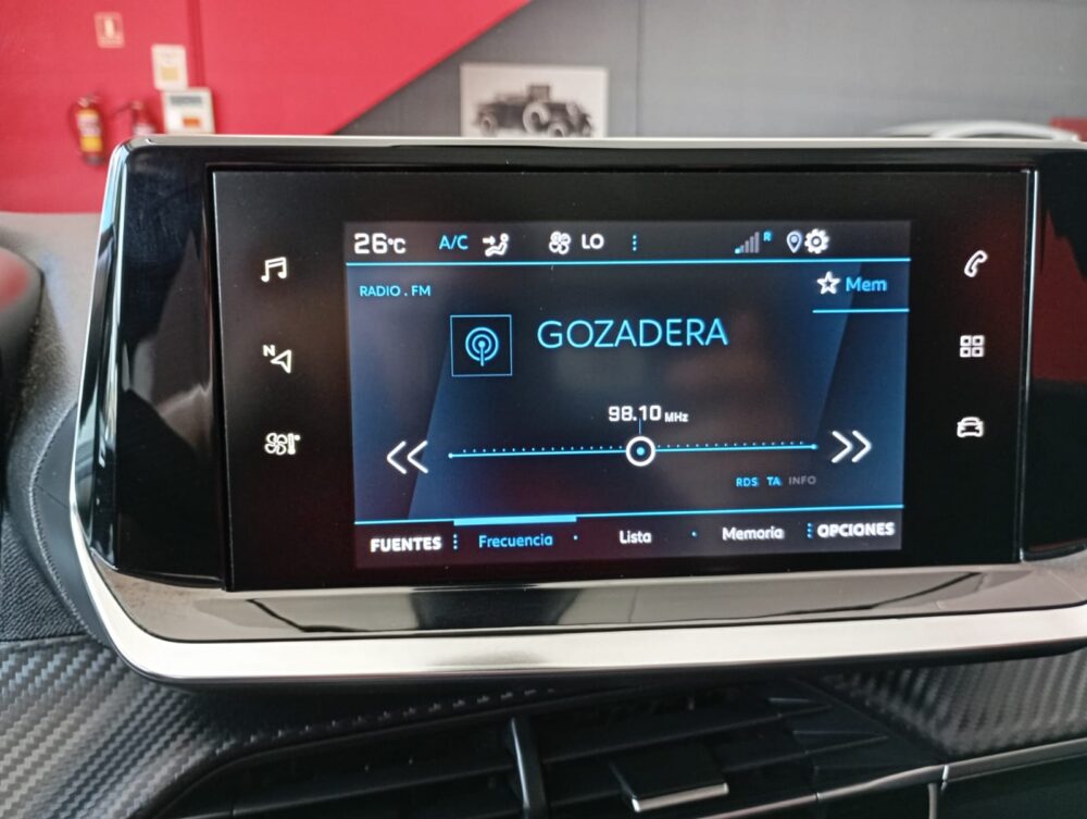 PEUGEOT 2008 1.5HDI 110CV