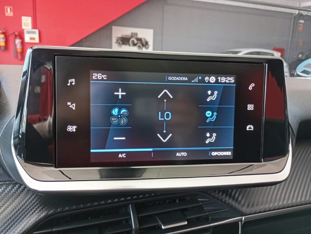 PEUGEOT 2008 1.5HDI 110CV