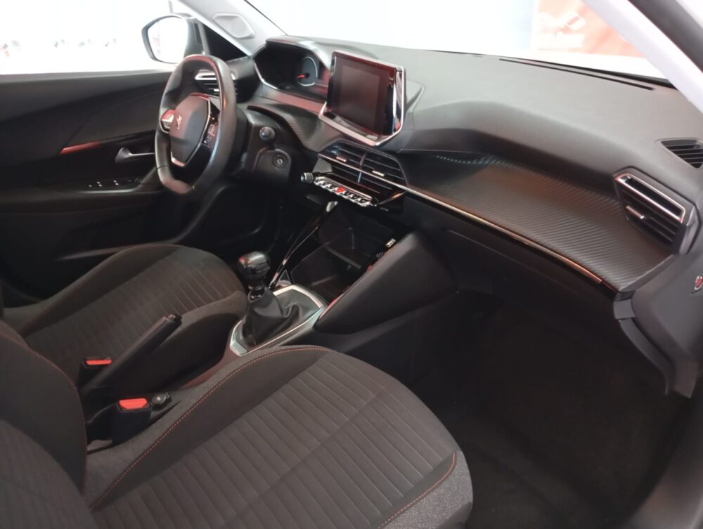 PEUGEOT 2008  1.5HDI  115CV