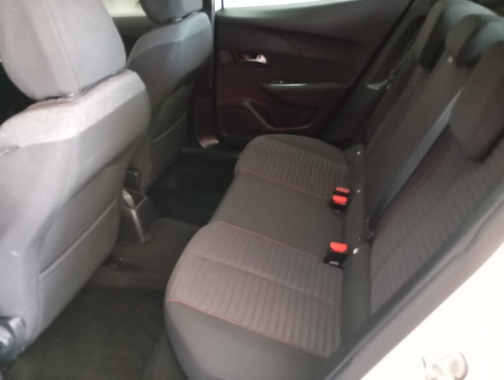 PEUGEOT 2008  1.5HDI  115CV