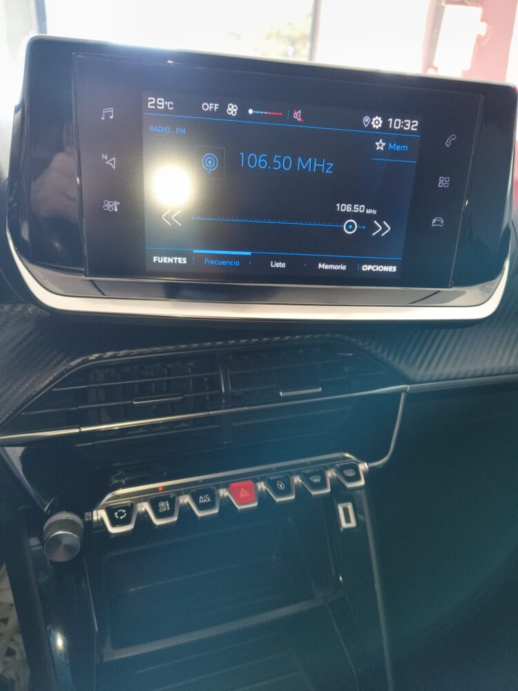 PEUGEOT 208 1.5HDI 100CV