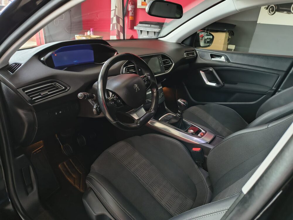PEUGET 308 1.5HDI 130CV