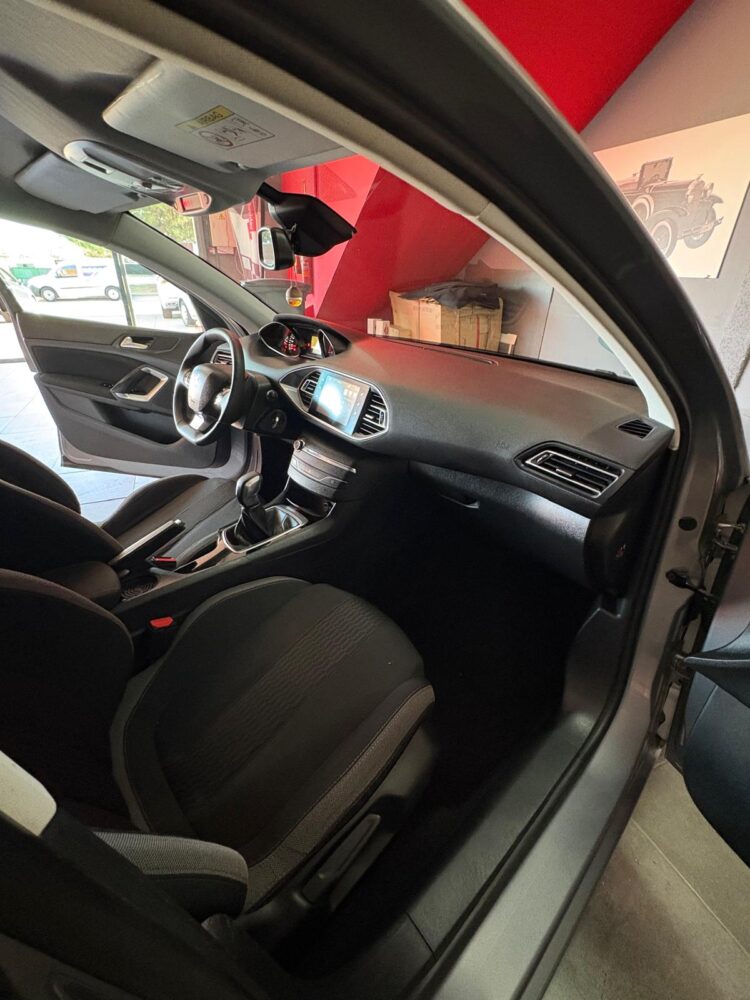 PEUGEOT 308 1.6HDI 100CV