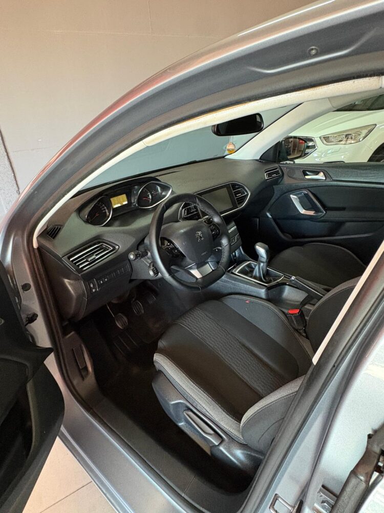 PEUGEOT 308 1.6HDI 100CV