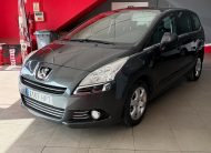 PEUGEOT 5008 1.6HDI 115CV